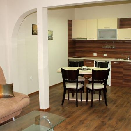 Diva Apartment 瓦爾納 外观 照片